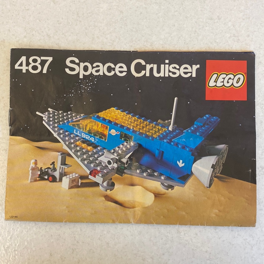 RARE Vintage LEGO set from 1979 Space Cruiser 487 COMPLETE!!!